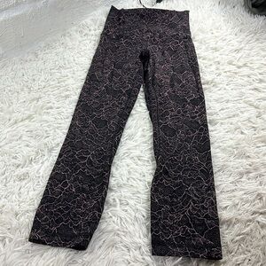 Lululemon Align Crop *21" Lacescape Spanish Rose Black